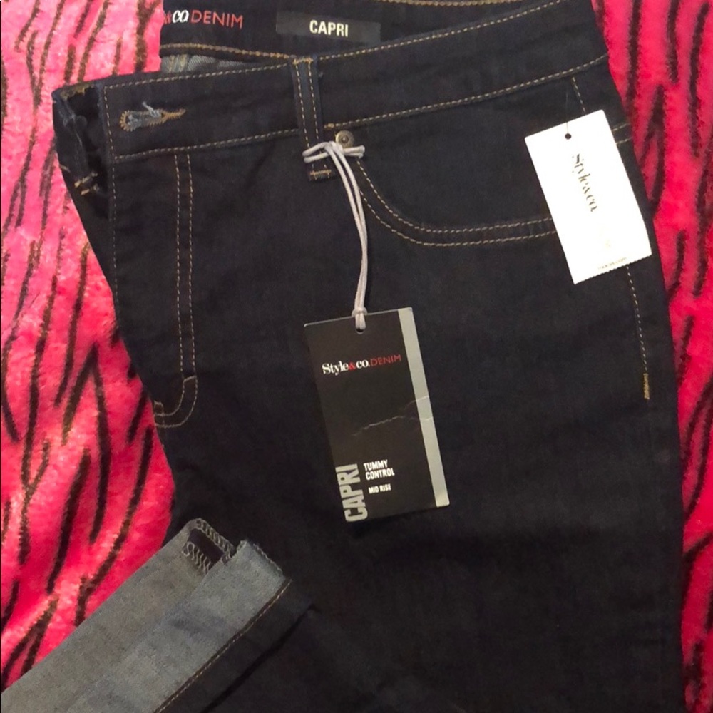 🚫🚫SOLD🚫🚫 Style & Co Capris🌸🌸